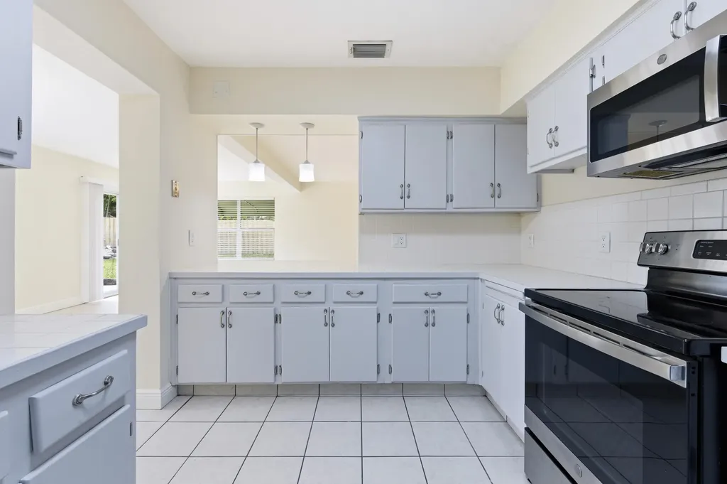 5650 Lake Osborne Drive Lake Worth FL 33461