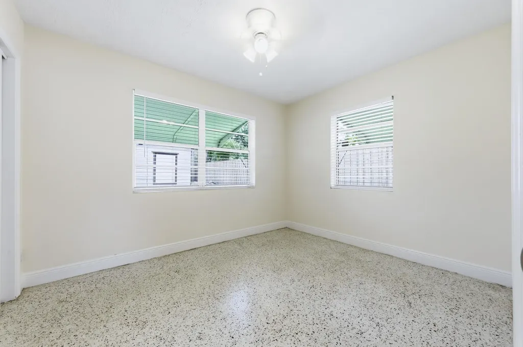 5650 Lake Osborne Drive Lake Worth FL 33461