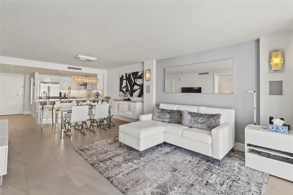 800 SE 20th Avenue Deerfield Beach FL 33441
