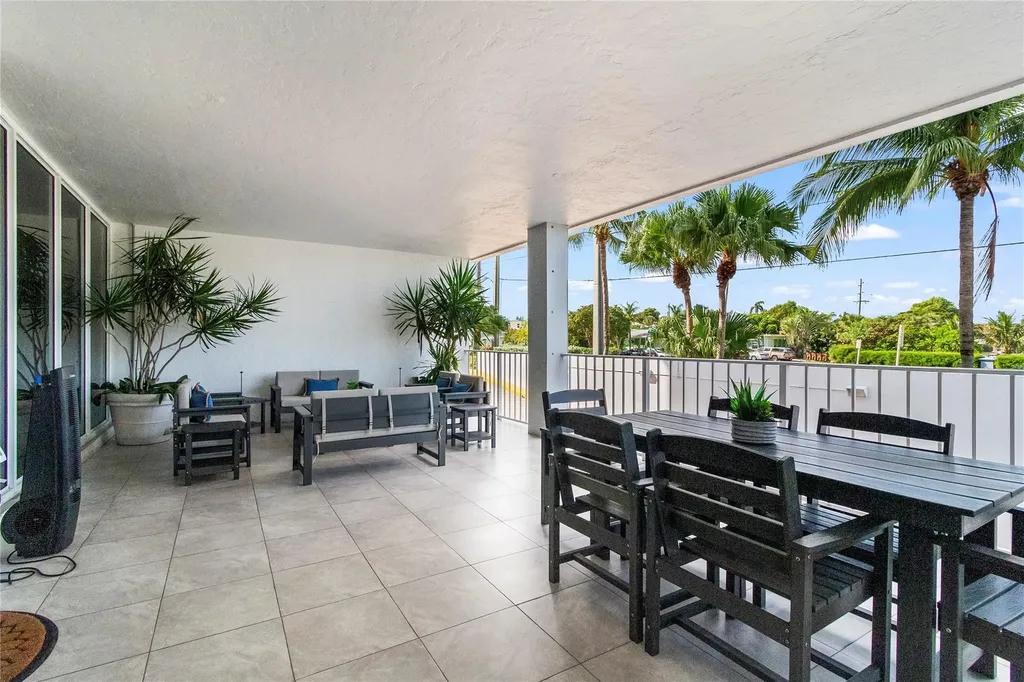 800 SE 20th Avenue Deerfield Beach FL 33441