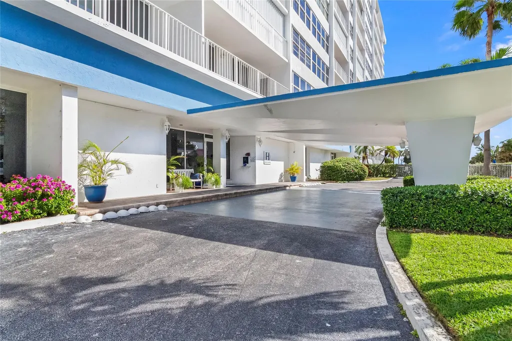 800 SE 20th Avenue Deerfield Beach FL 33441