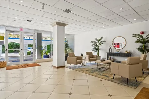 800 SE 20th Avenue Deerfield Beach FL 33441