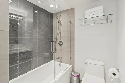 800 SE 20th Avenue Deerfield Beach FL 33441