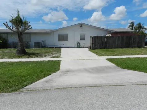 3151 Pinehurst Drive Lake Worth FL 33467
