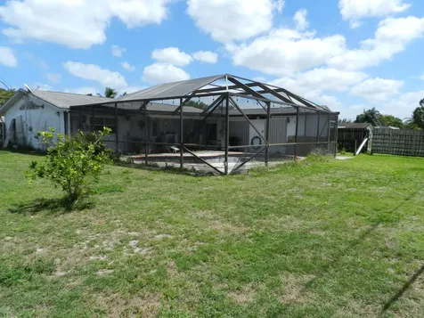 3151 Pinehurst Drive Lake Worth FL 33467