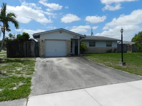 3151 Pinehurst Drive Lake Worth FL 33467