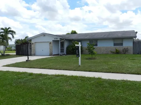 3151 Pinehurst Drive Lake Worth FL 33467