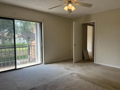 1014 10th Lane Greenacres FL 33463