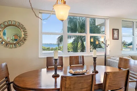 5440 N Ocean Drive Riviera Beach FL 33404