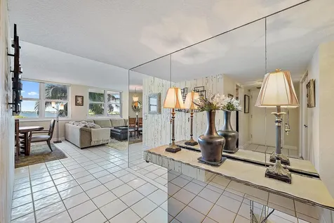5440 N Ocean Drive Riviera Beach FL 33404
