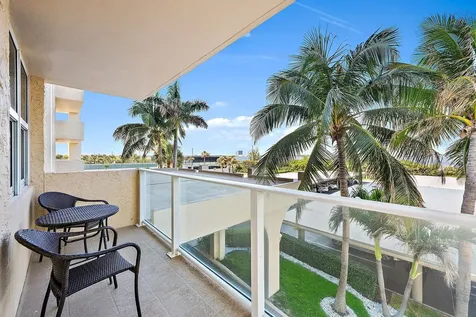 5440 N Ocean Drive Riviera Beach FL 33404