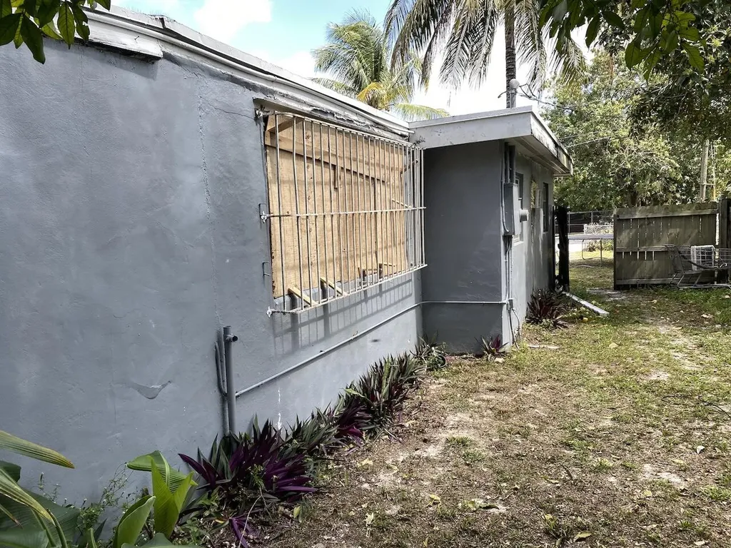 12920 Westview Drive Miami FL 33167