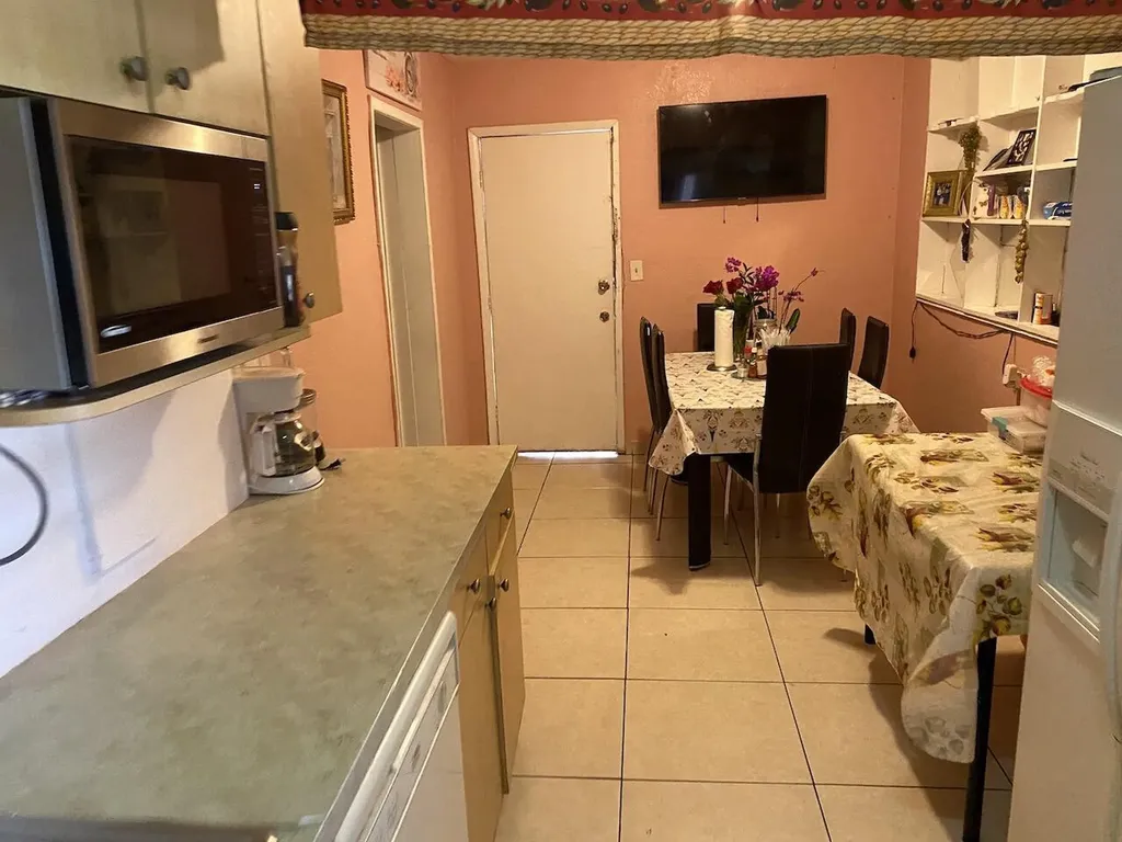 12920 Westview Drive Miami FL 33167