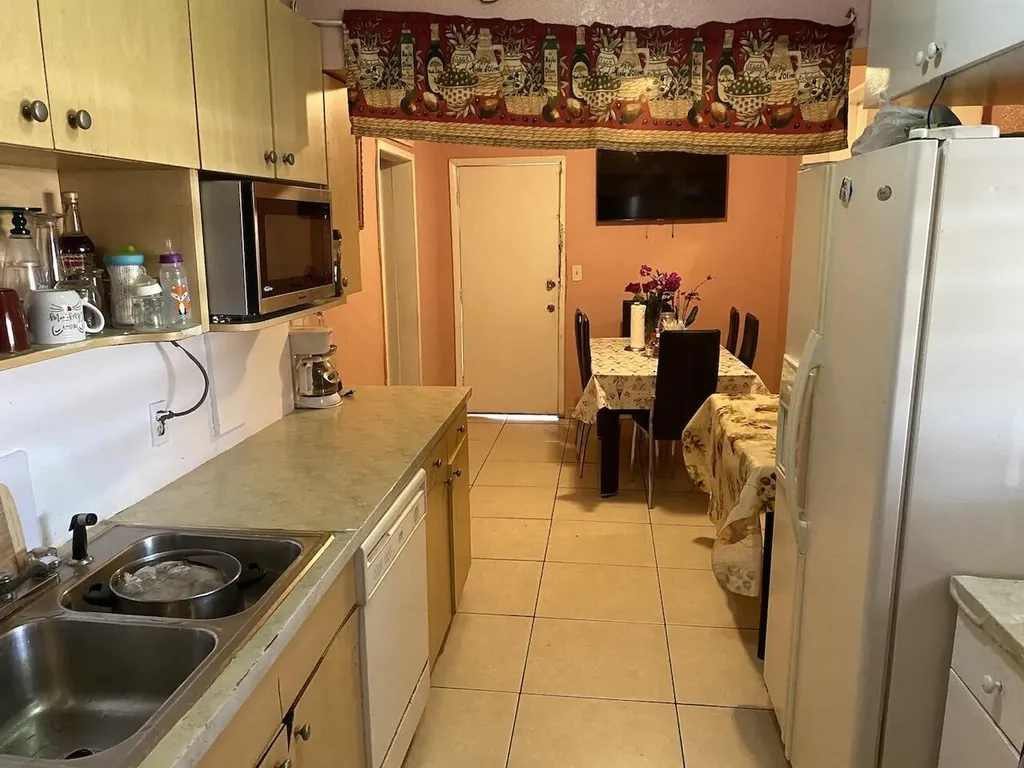12920 Westview Drive Miami FL 33167