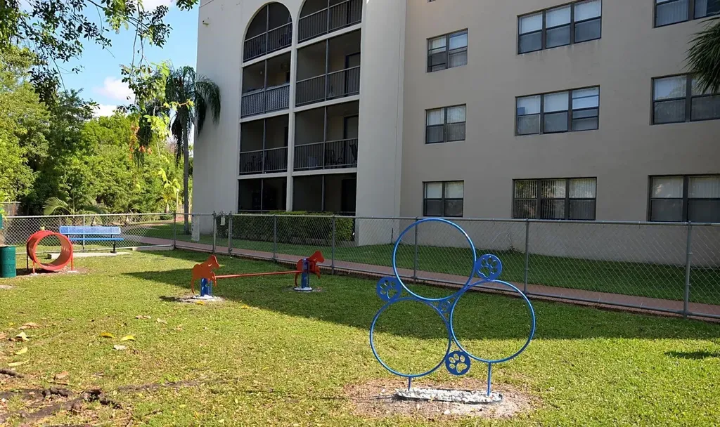 17350 NW 68th Avenue Hialeah FL 33015