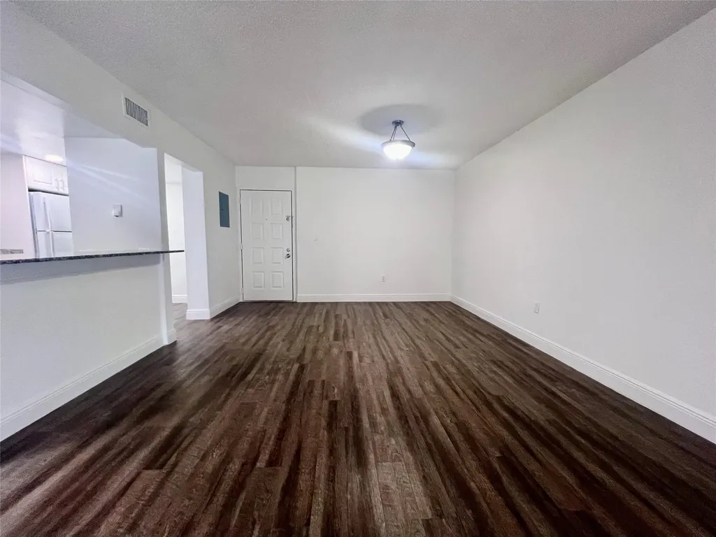17350 NW 68th Avenue Hialeah FL 33015