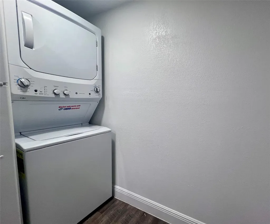 17350 NW 68th Avenue Hialeah FL 33015