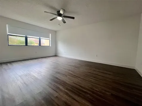 17350 NW 68th Avenue Hialeah FL 33015