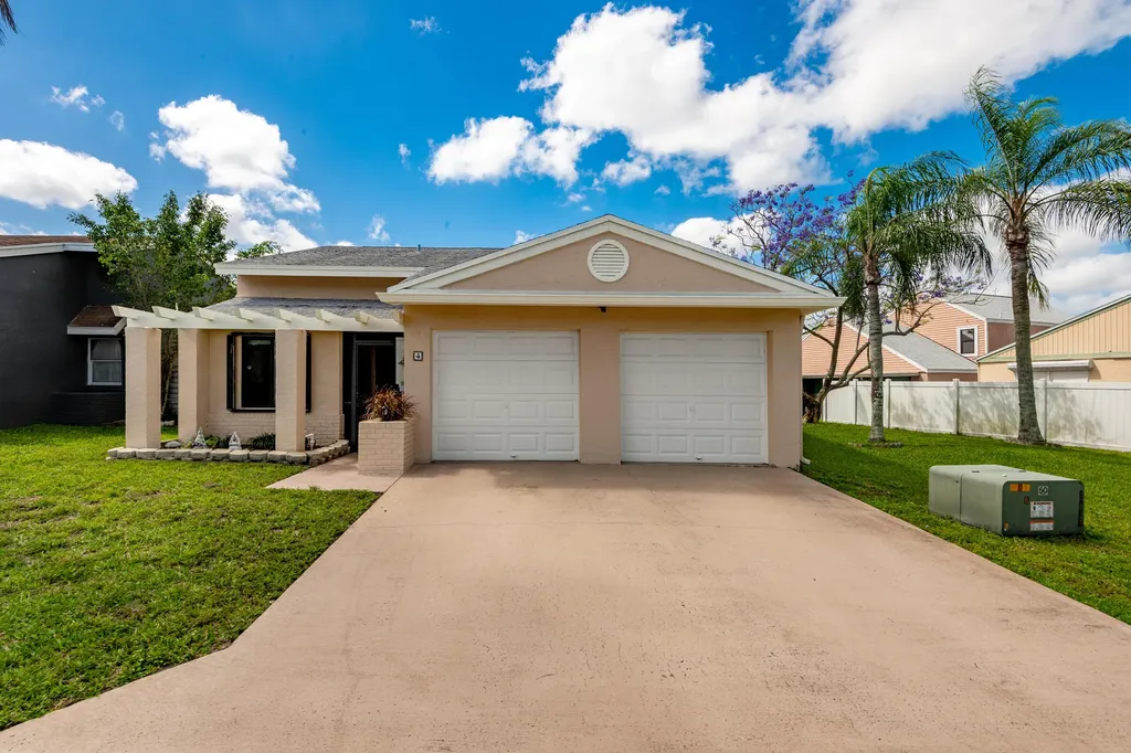 4 Verwood Way Boynton Beach FL 33426