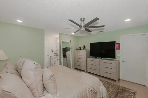 4 Verwood Way Boynton Beach FL 33426