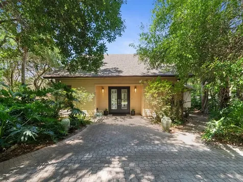 407 43rd Avenue SW Vero Beach FL 32968