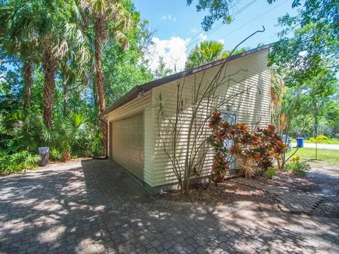 407 43rd Avenue SW Vero Beach FL 32968