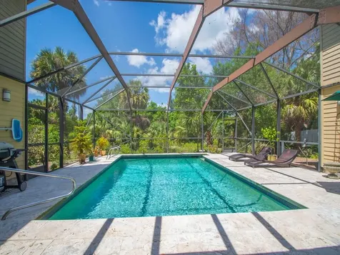 407 43rd Avenue SW Vero Beach FL 32968