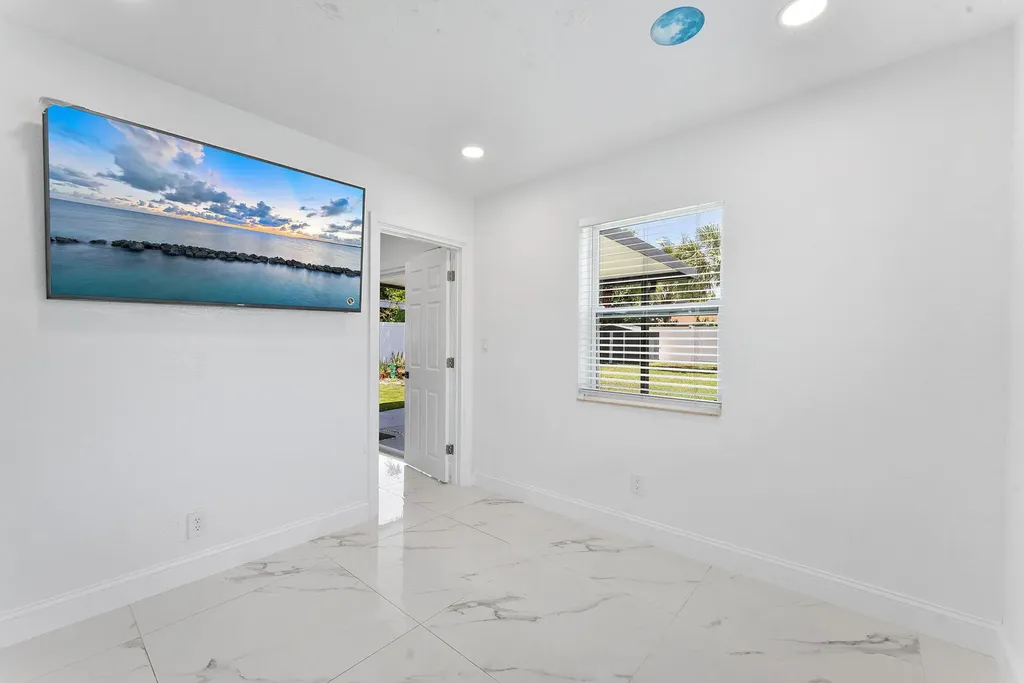 822 S C Street Lake Worth Beach FL 33460