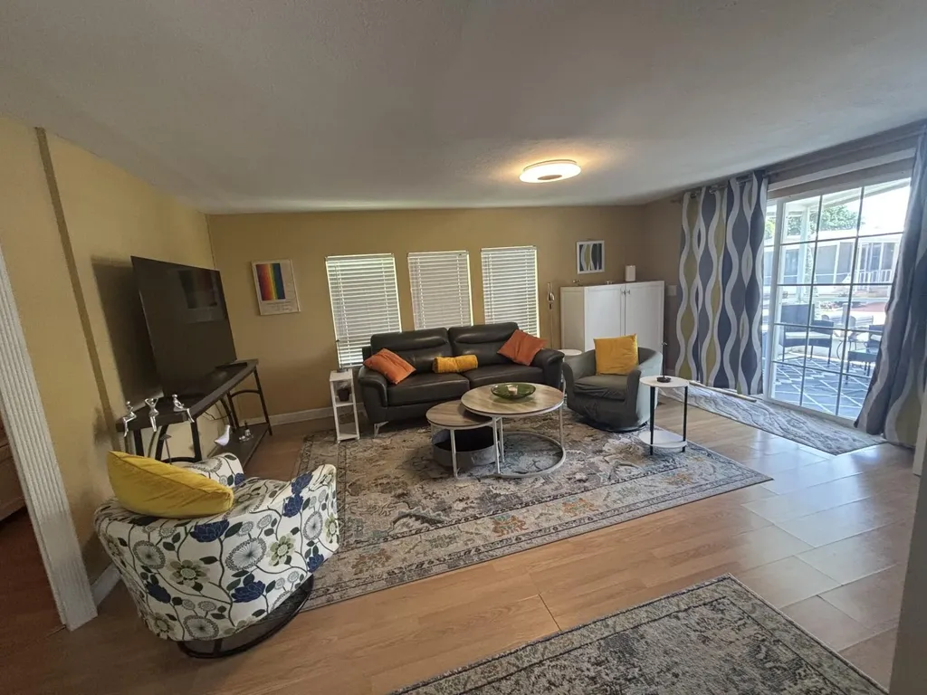 1813 Sabel Drive Deerfield Beach FL 33442