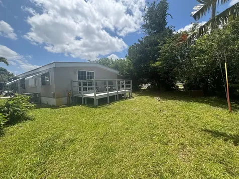 1813 Sabel Drive Deerfield Beach FL 33442