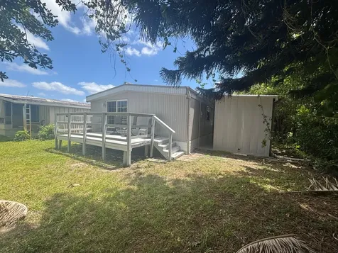 1813 Sabel Drive Deerfield Beach FL 33442