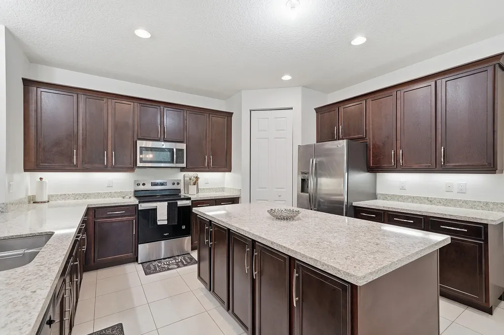 14085 Paverstone Terrace Delray Beach FL 33446