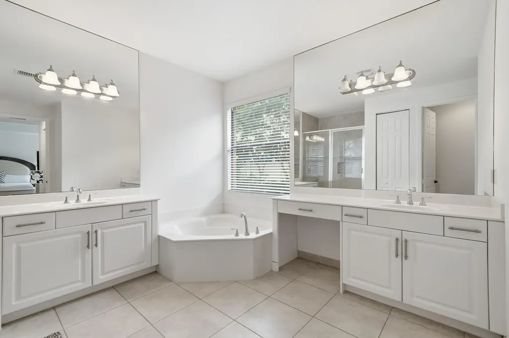 14085 Paverstone Terrace Delray Beach FL 33446
