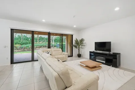 14085 Paverstone Terrace Delray Beach FL 33446