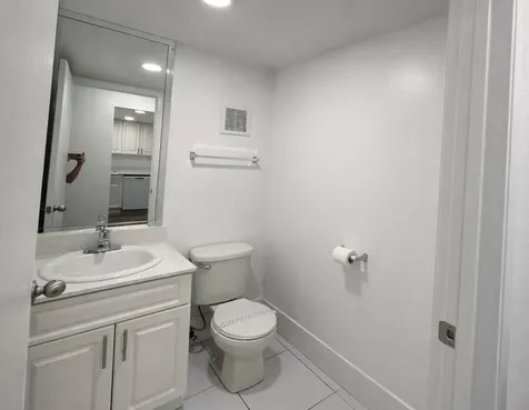 17350 NW 68th Avenue Hialeah FL 33015