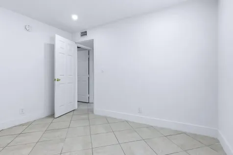 1015 NE 17th Avenue Fort Lauderdale FL 33304