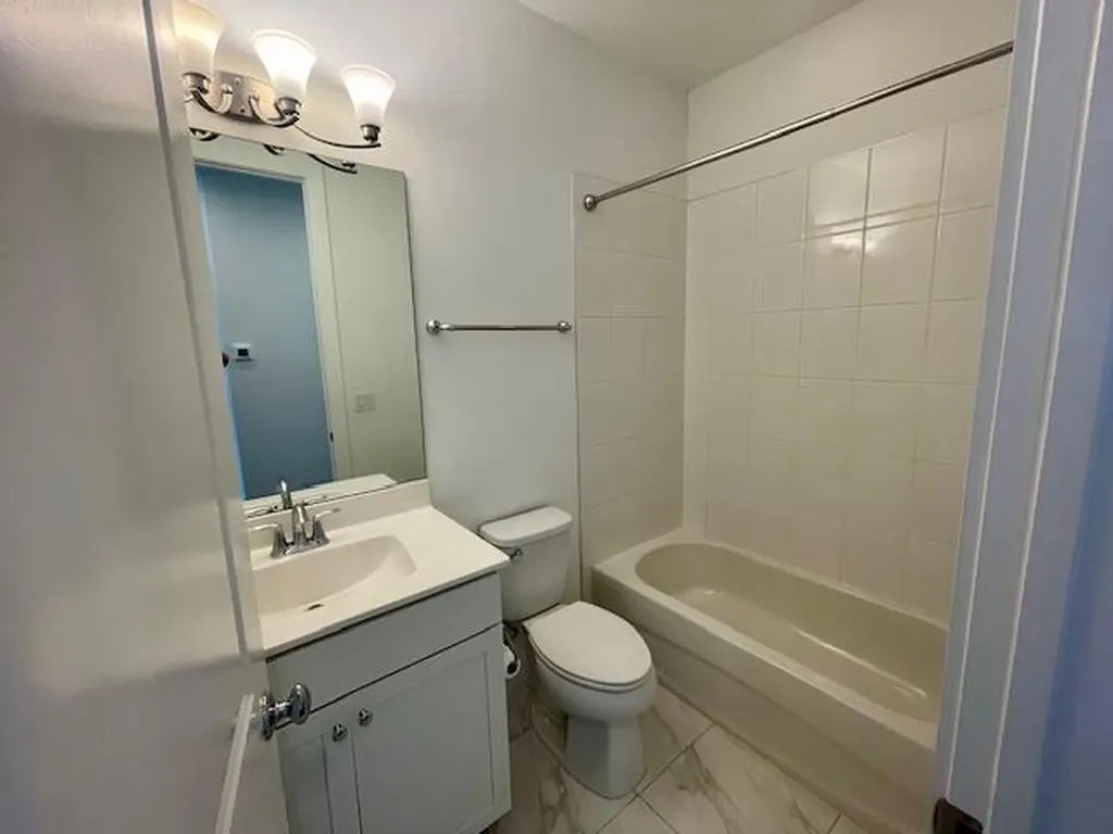 8074 Hobbes Way Palm Beach Gardens FL 33418