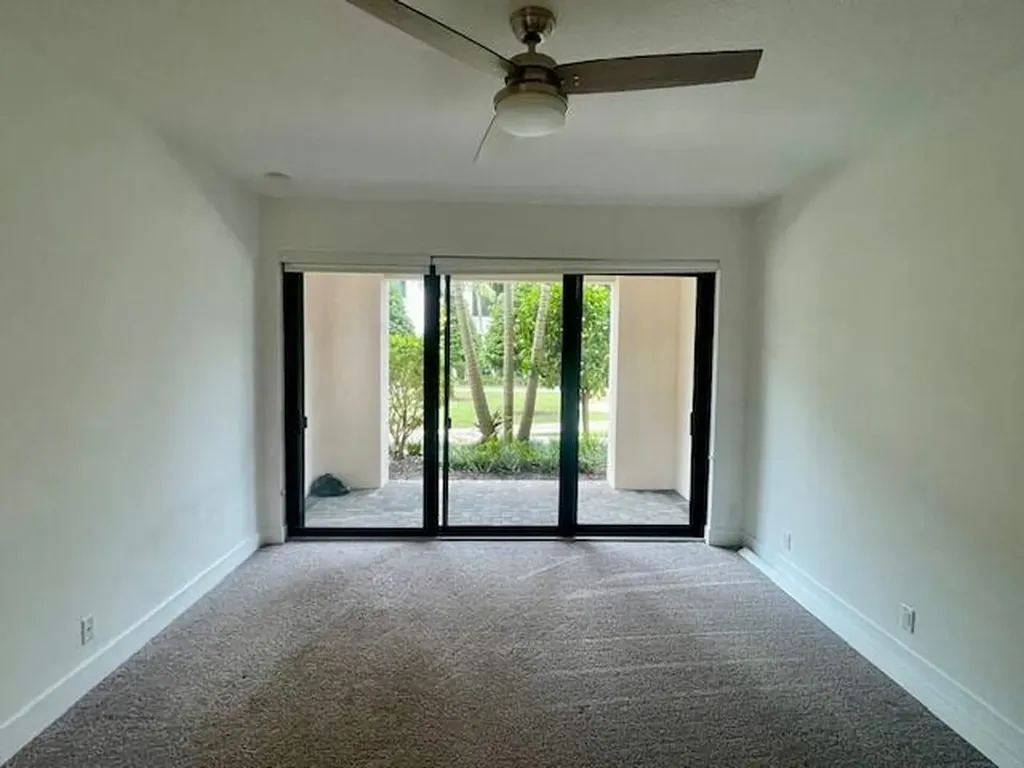 8074 Hobbes Way Palm Beach Gardens FL 33418