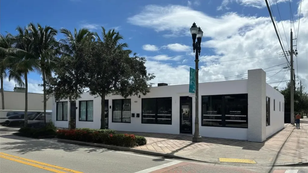 444 25th West Palm Beach FL 33407
