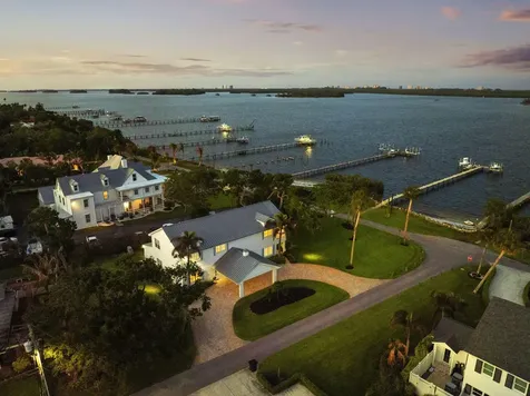 2529 N Indian River Drive Fort Pierce FL 34946