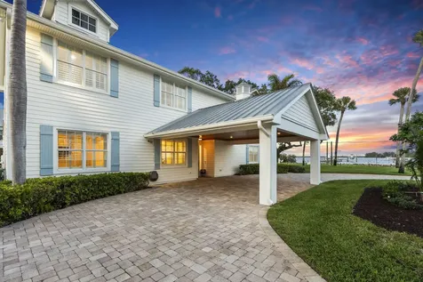 2529 N Indian River Drive Fort Pierce FL 34946