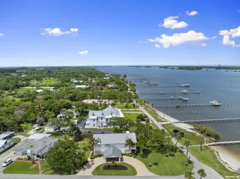2529 N Indian River Drive Fort Pierce FL 34946