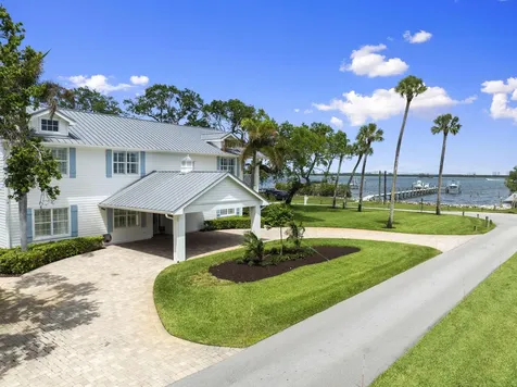 2529 N Indian River Drive Fort Pierce FL 34946