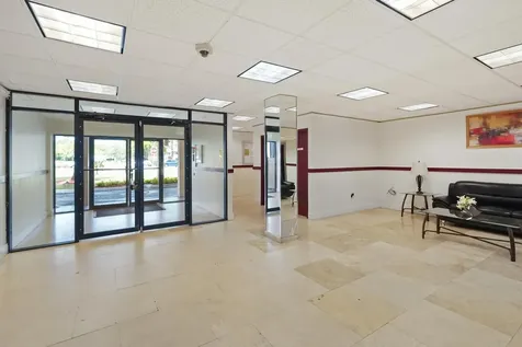 4174 Inverrary Drive Lauderhill FL 33319