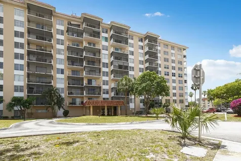 4174 Inverrary Drive Lauderhill FL 33319