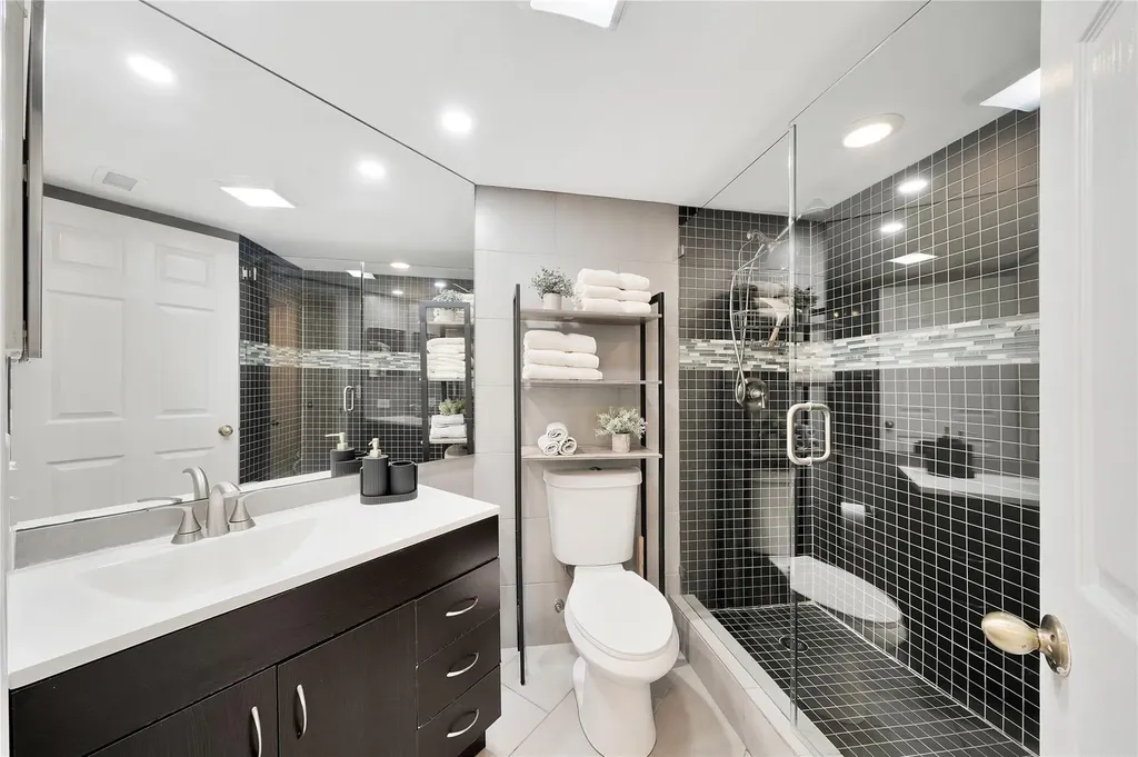 2005 SE 10th Avenue Fort Lauderdale FL 33316