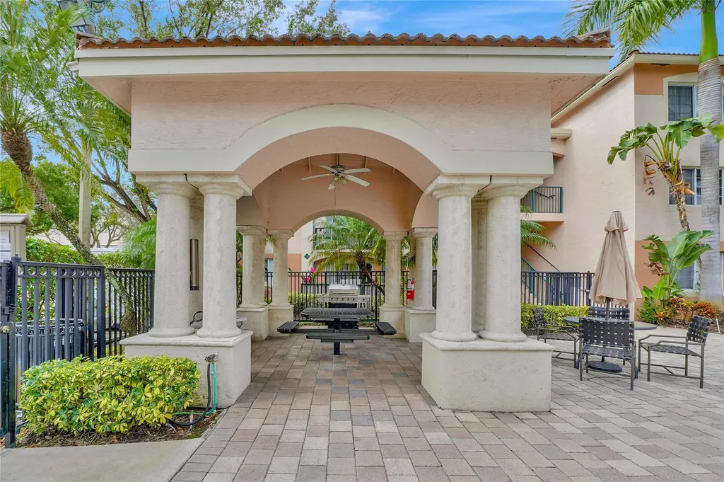 2005 SE 10th Avenue Fort Lauderdale FL 33316