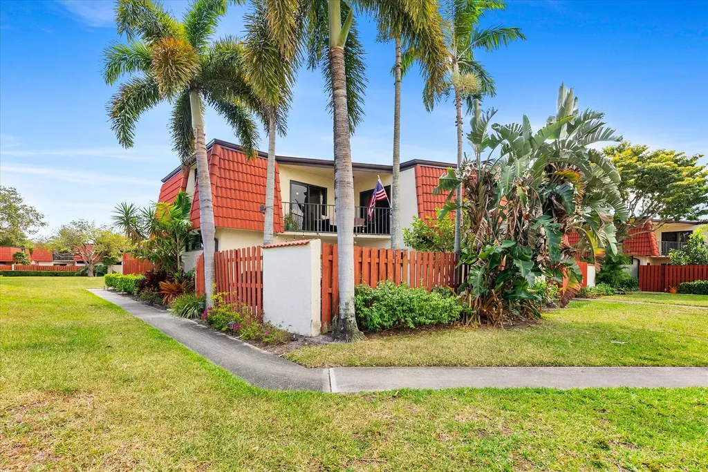 3750 Victoria Drive West Palm Beach FL 33406