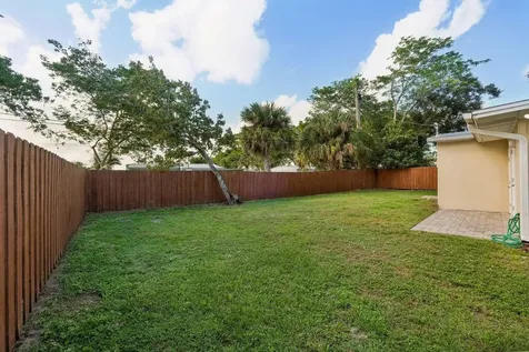 1455 15th Avenue Vero Beach FL 32960