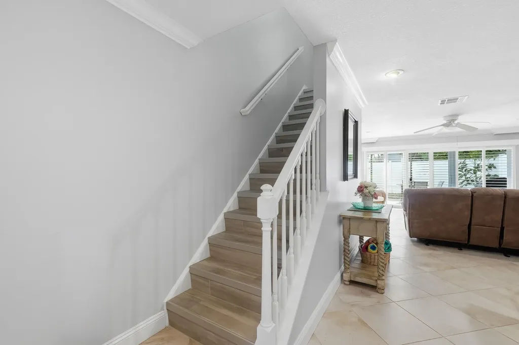 842 SE 19th Avenue Deerfield Beach FL 33441